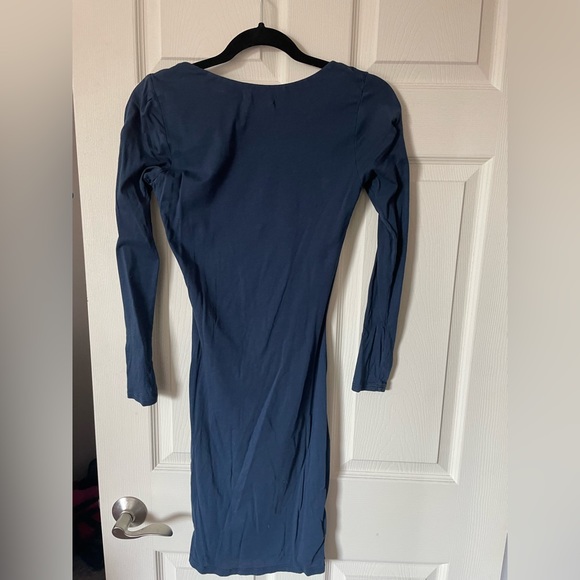 Long sleeve rushed midi dress - Picture 3 of 3